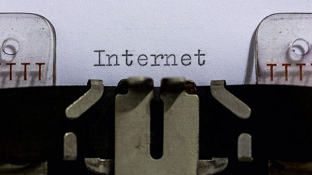 Upgrading your business internet service: Should you wait for infinity? - LG Networks