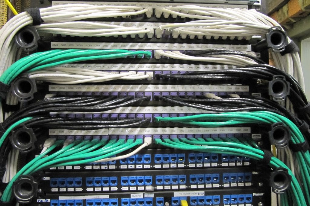 Data Cabling Cat 5 / 6 / 7 / 8 cabling. What’s the difference? - LG Networks
