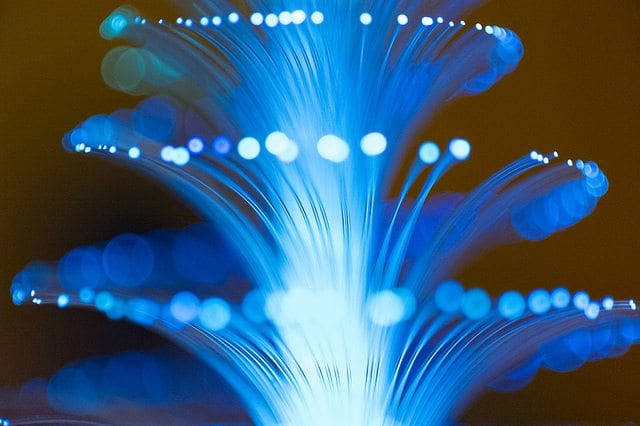 How do fibre optic cables work? - LG Networks